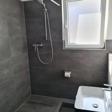 Schoene 2 City, Netflix &prime * Krefeld